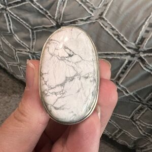 Statement Sterling silver howlite ring